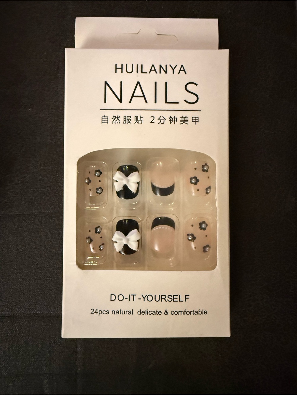 Black & White Bow Press-On Nails - 24pc